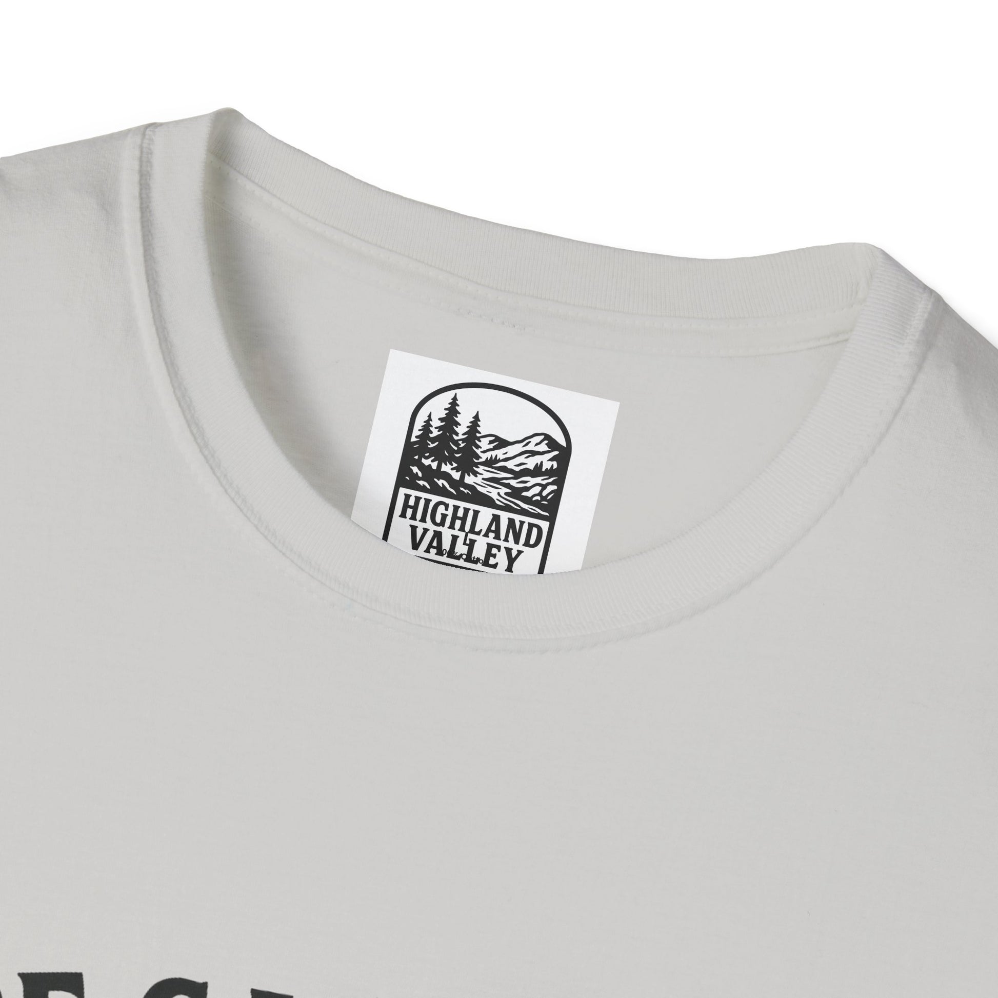 I KNOW PEOPLE FROM LANARK UNISEX T-SHIRT